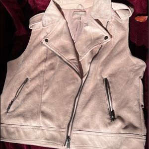 NWT 🎁 Philosophy Pink Faux Suede Vest